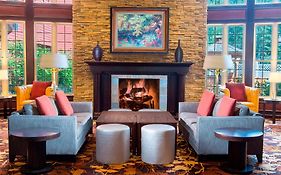 Courtyard Marriott Lake Placid Ny 3*